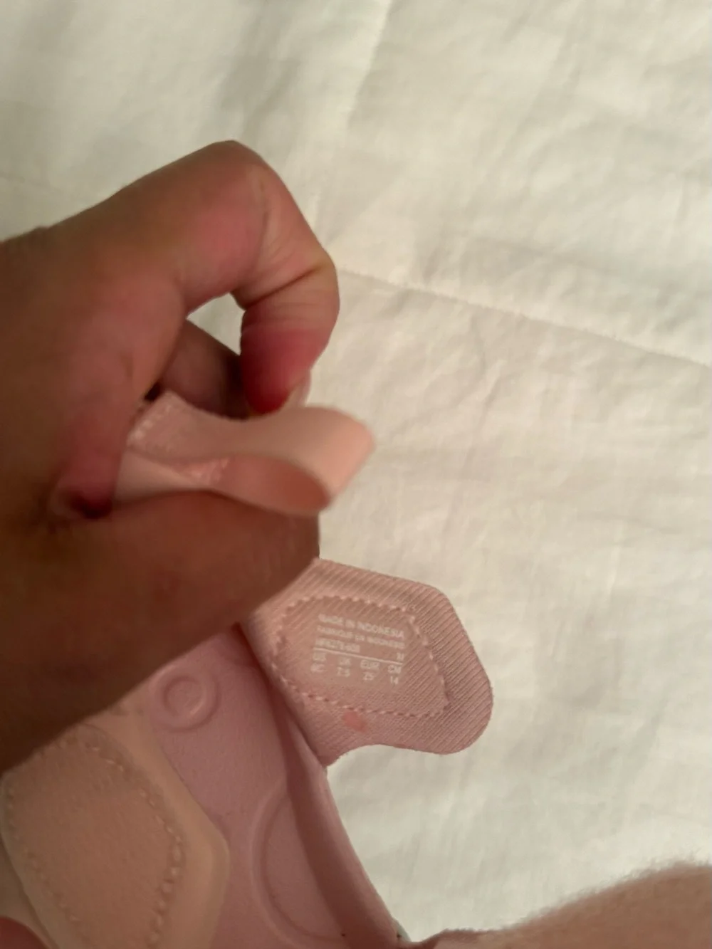 Nike Kids' Pink White water shoes
